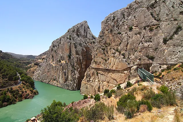 The southern end of the gorge opening onto the turquoise reservoir